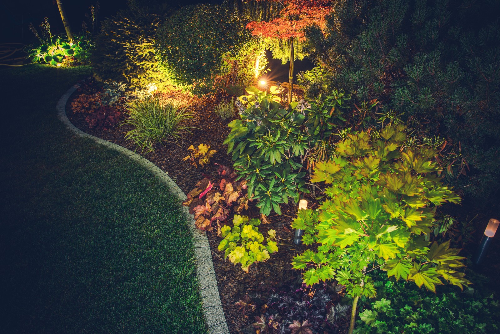Garden Glow Renewal Expert Landscape Lighting Repair Solutions